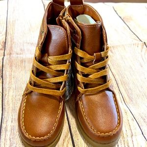 Brand New Natural Brown Boots